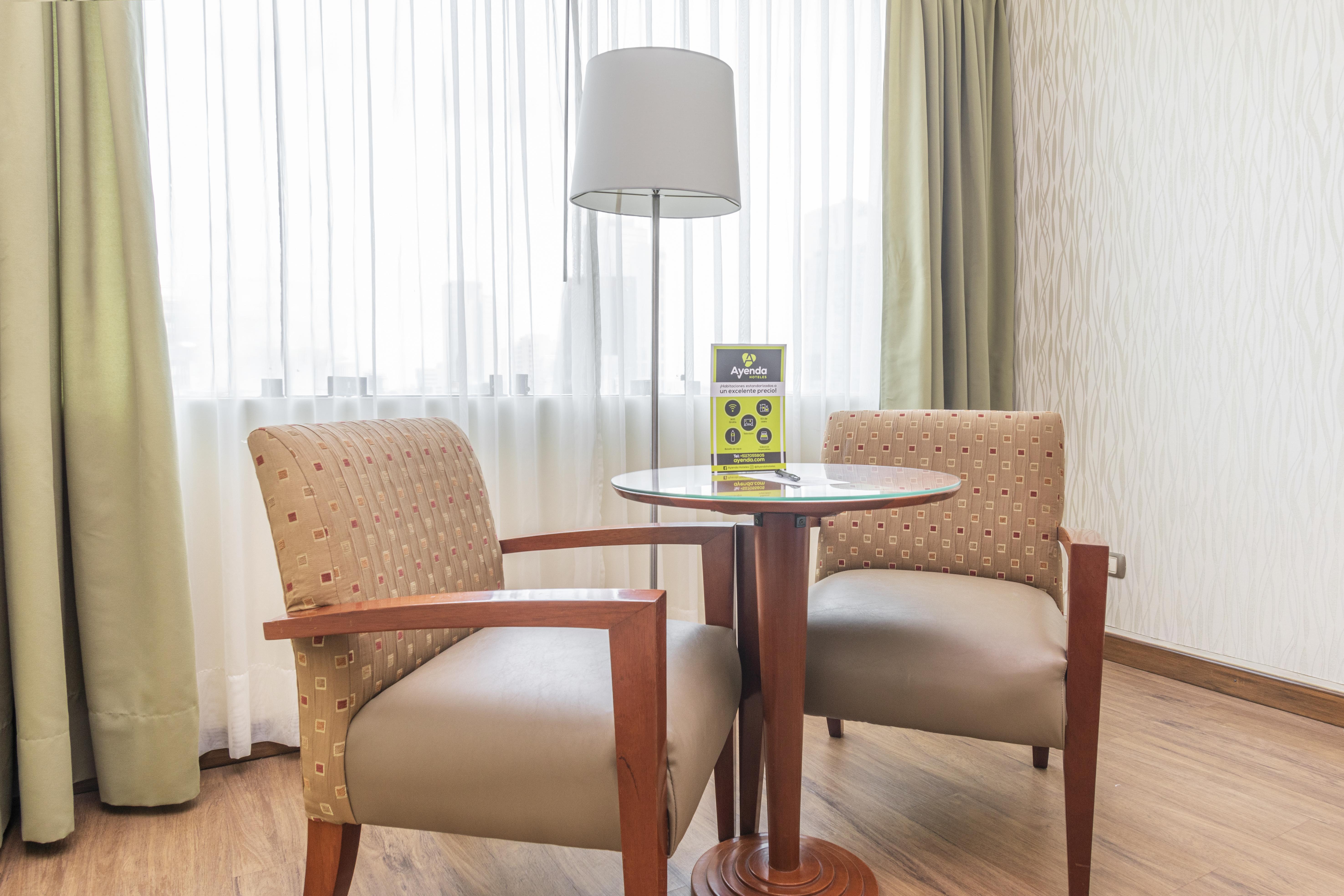Del Prado Hotel Лима Екстериор снимка