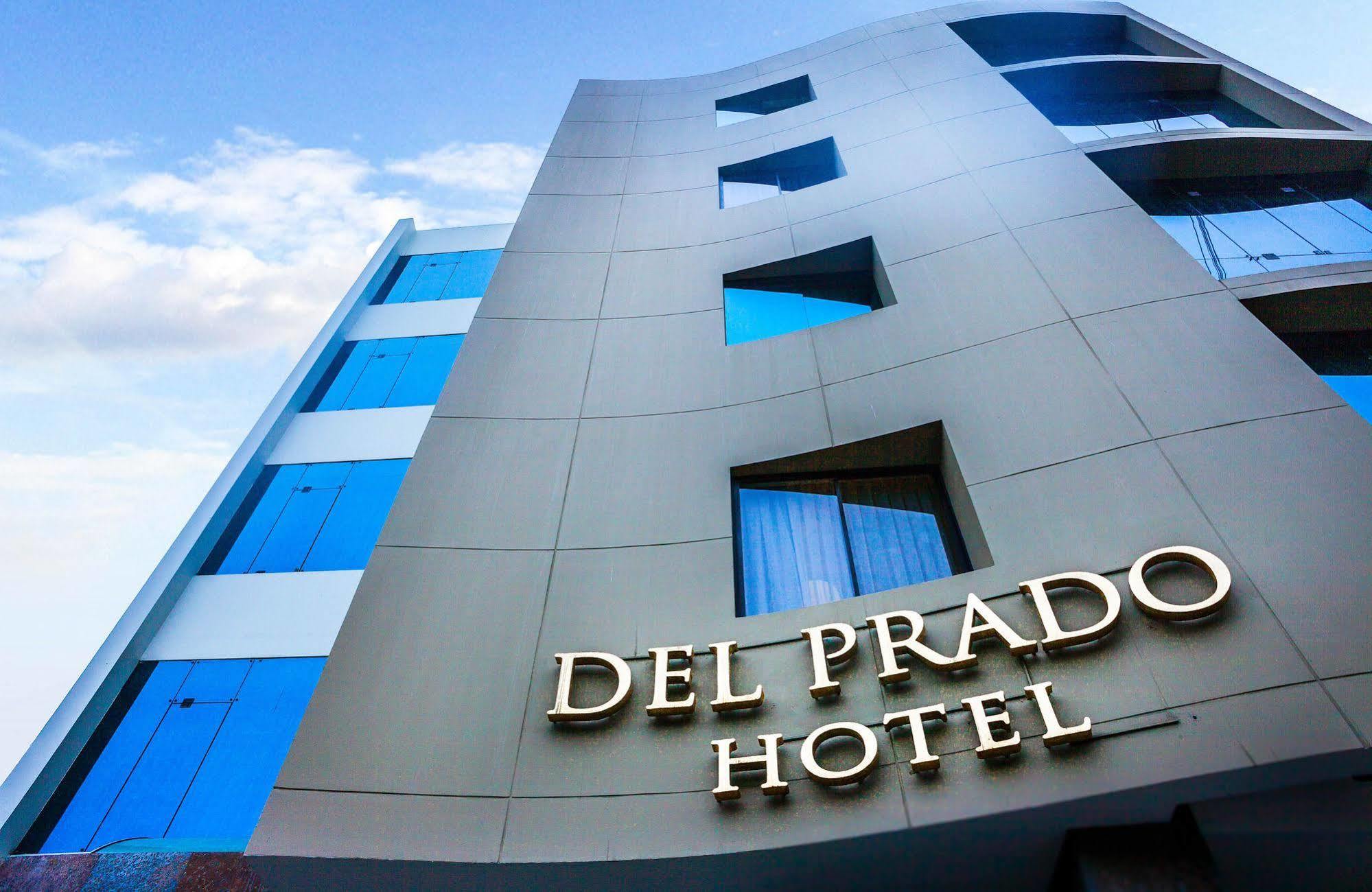 Del Prado Hotel Лима Екстериор снимка